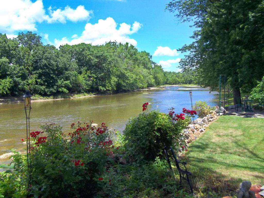 The Rivers Edge Executive Suites Tiffin Εξωτερικό φωτογραφία